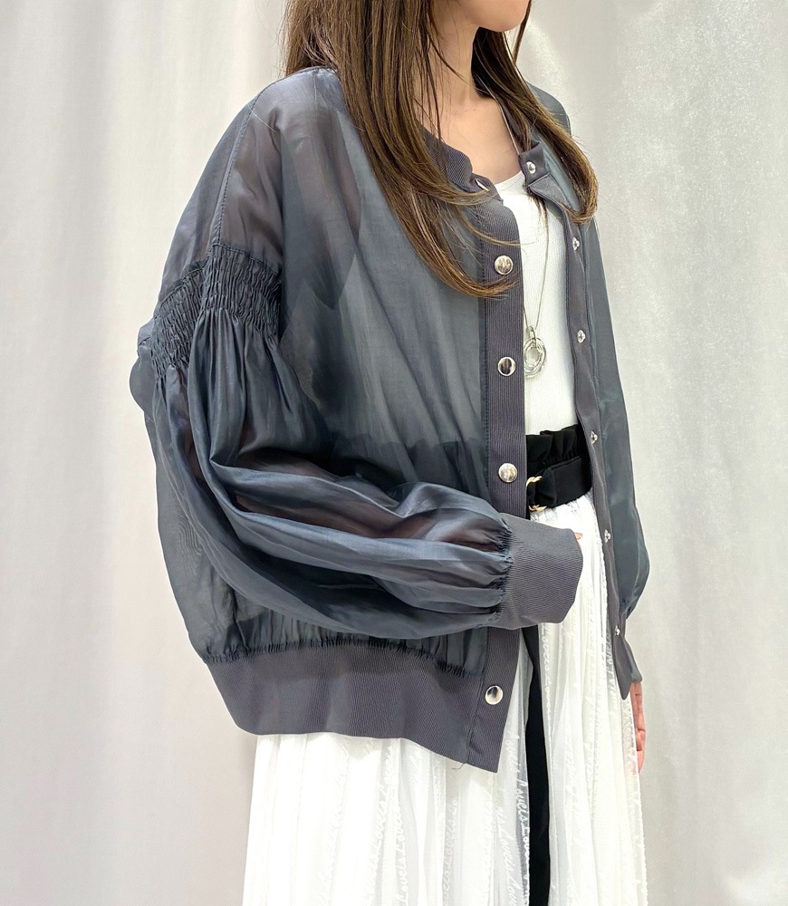 袖シャーリングシアーブルゾン