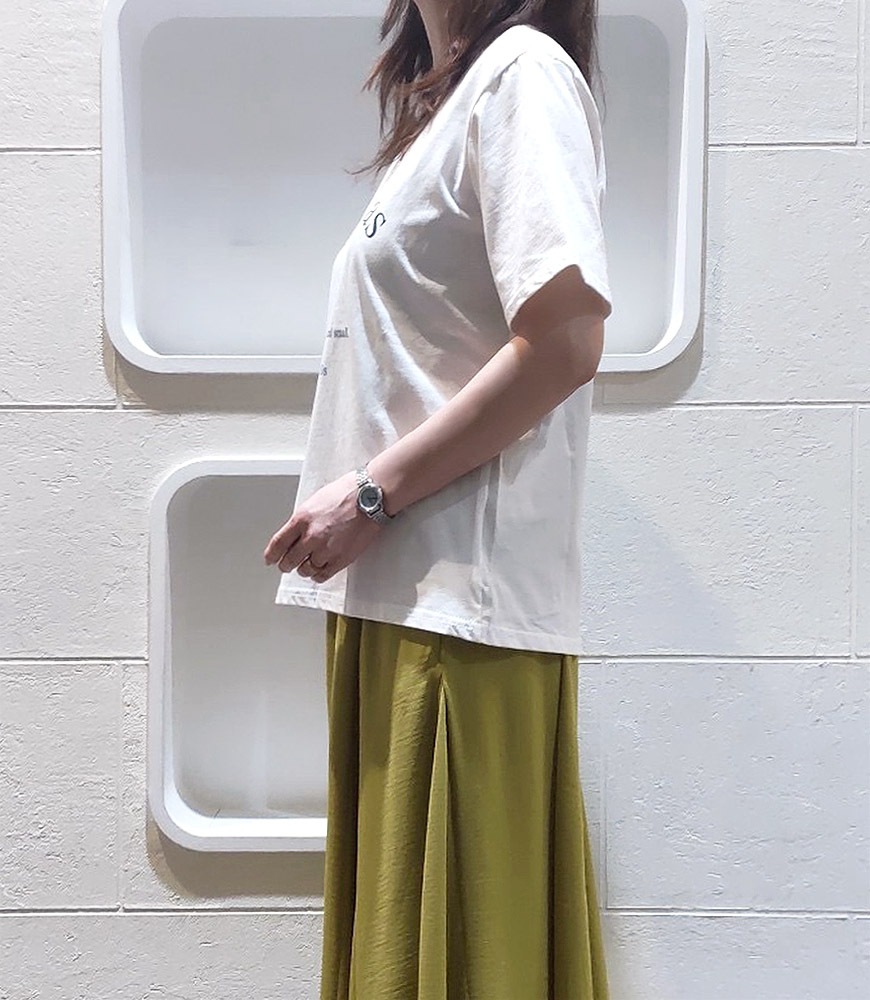 シンプルロゴTシャツ