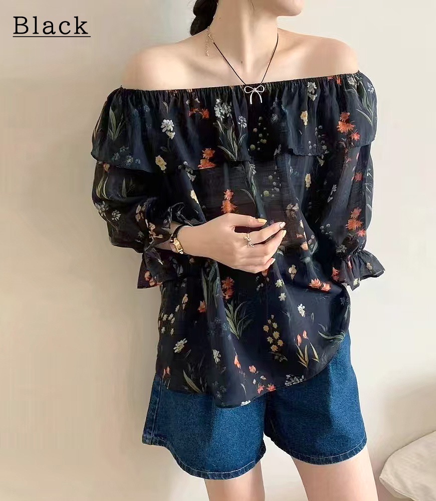 ボタニカル柄フリルブラウス