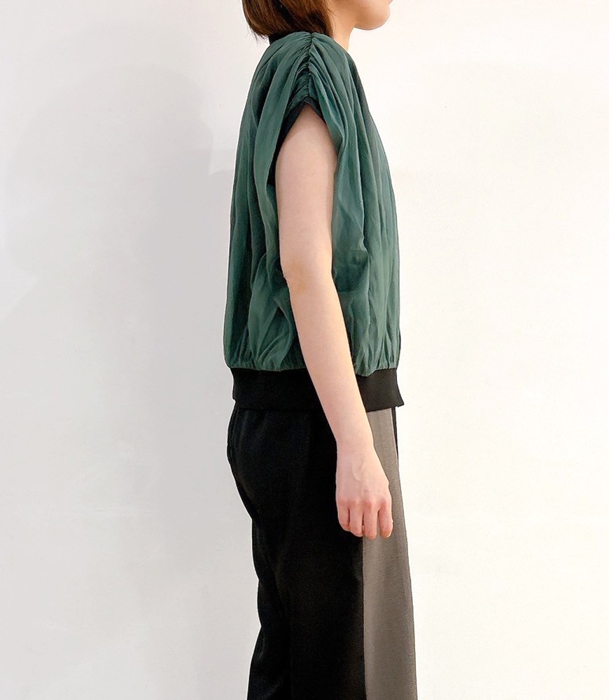 シースルーフレンチブラウス