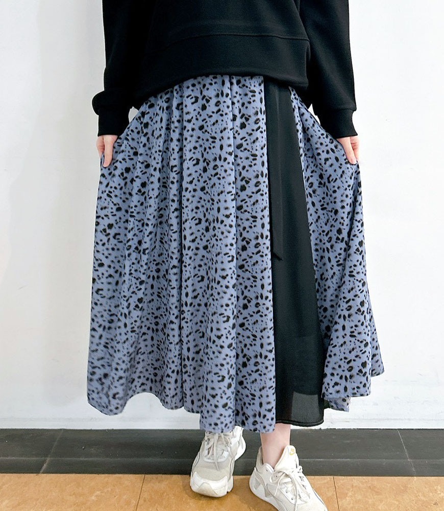 レオパード柄フレアスカート
