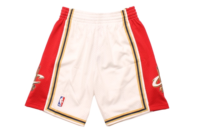 MITCHELL & NESS SWINGMAN MESH SHORTS(CLEVELAND CAVALIERS/2003-2004/WHITE��RED)