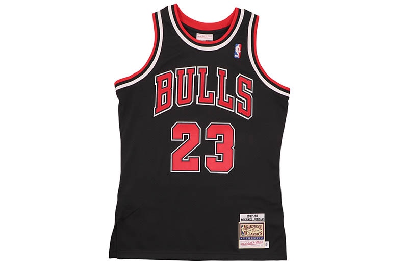 MITCHELL & NESS AUTHENTIC JERSEY (CHICAGO BULLS/ALTERNATE/MICHAEL JORDAN/#23/1997-98:BLACK) AJY4GS18400-CBUBLCK97MJO