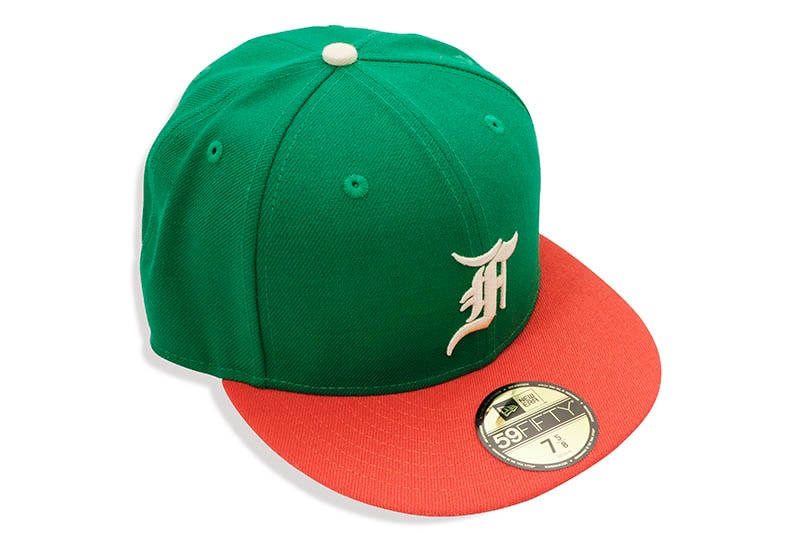NEW ERA FEAR OF GOD ESSENTIALS 59FIFTY FITTED CAP (KELLY GREEN/ORANGE VISOR)