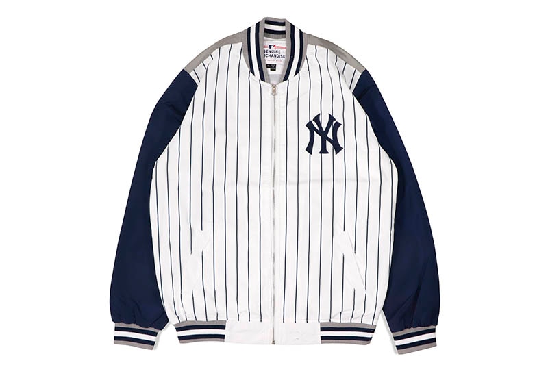 JH Design NEW YORK YANKEES AUTHENTIC STRIPES ZIP JACKET (YAN9N3UNI3:GRY-NVY)