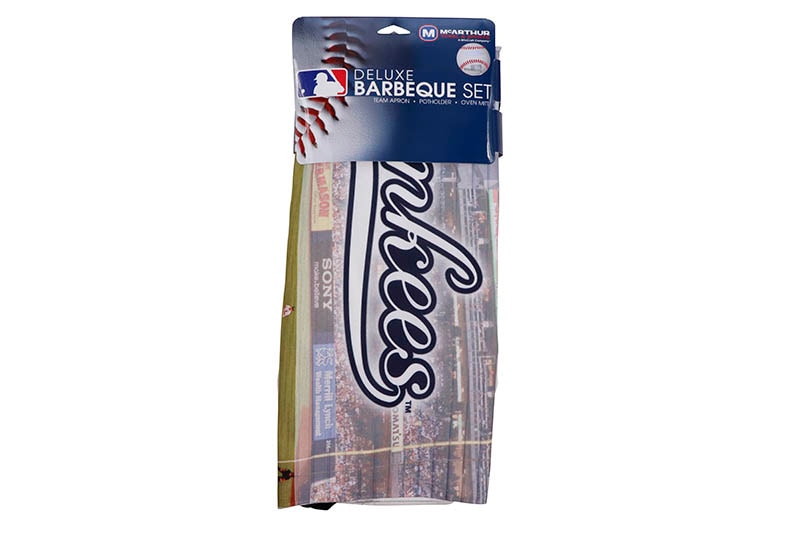WINCRAFT NEW YORK YANKEES DELUXE BARBEQUE SET A1795013