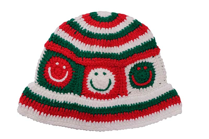 CROCHET HAT (H24659:WHITE GREEN RED)