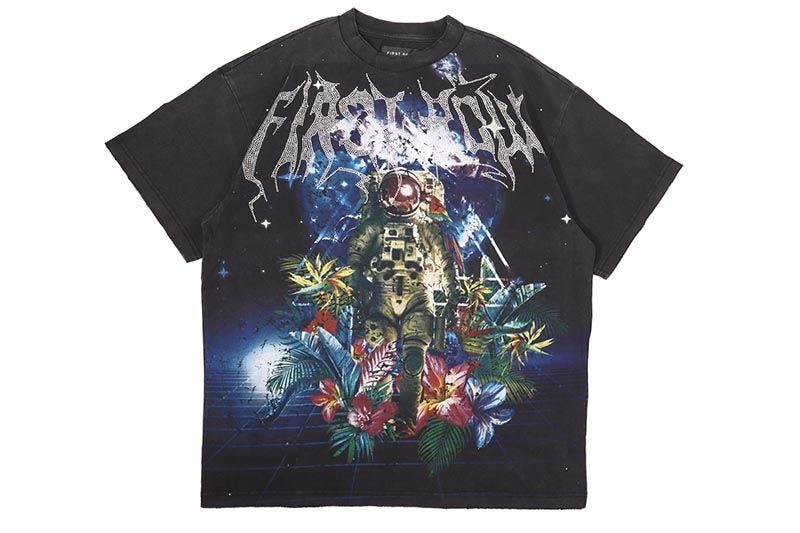 FIRST ROW WASHED EARTH FIRST FLOWER TEE (FRT2181:BLACK)