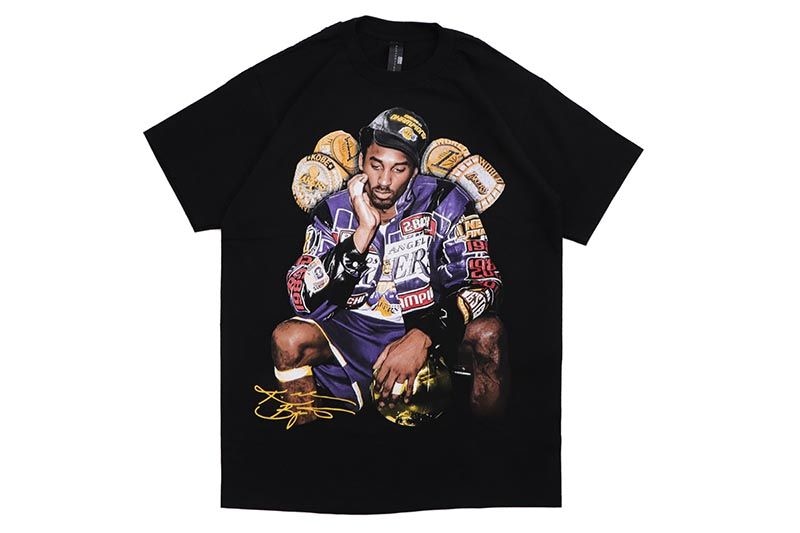 HOUSE OF TEES KOBE BRYANT 4 RINGS GRAPHIC T-SHIRT (BLACK)