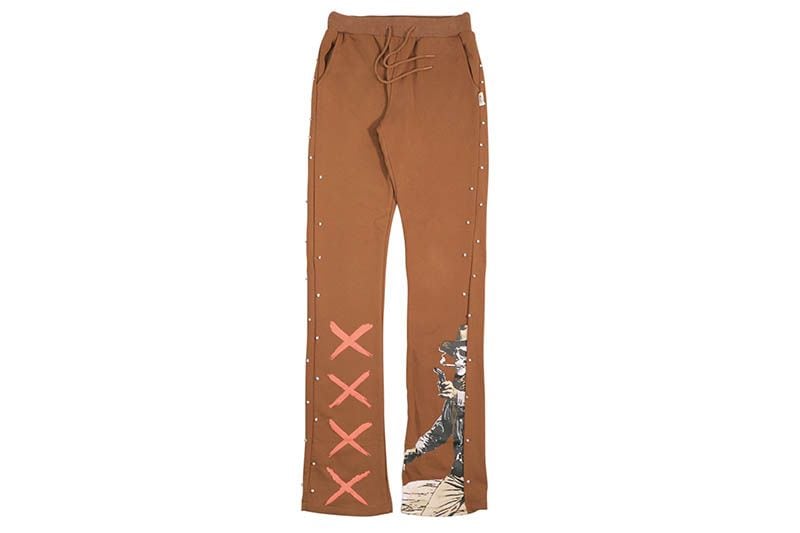 BKYS COWBOY SKULL FLARE SWEATPANT (P1259:TAUPE BROWN)