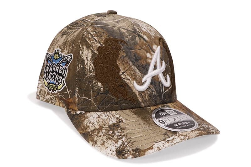 NEW ERA X WARREN LOTAS ATLANTA BRAVES 9FORTY AF M-CROWN ADJUSTABLE CAP (WL LOGO SIDE PATCH/GREY UNDER VISOR/REALTREE CAMO)