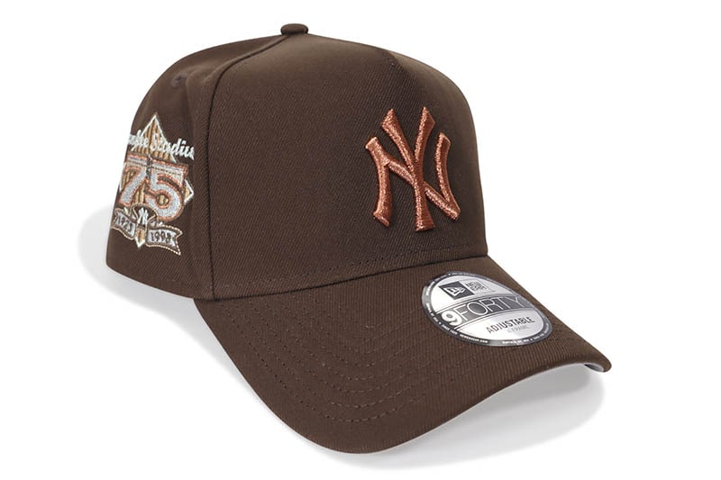 NEW ERA NEW YORK YANKEES 9FORTY AF ADJUSTABLE CAP (YANKEE STADIUM 75TH SIDE PATCH/GREY UNDER VISOR/WALNUT)