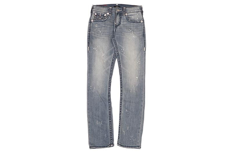 TRUE RELIGION RICKY SUPER T TRIPLE HORSESHOE STRAIGHT JEAN (109221:MEDIUM WASH WITH RIPS)