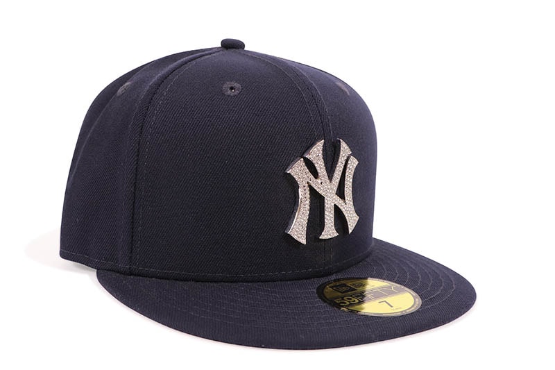 NEW ERA NEW YORK YANKEES 59FIFTY FITTED CAP (RHINESTONE BADGE/NAVY) 14668127