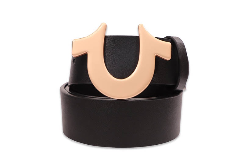 TRUE RELIGION HORSESHOE BUCKLE BELT (TRMBUK001:GOLD METAL)