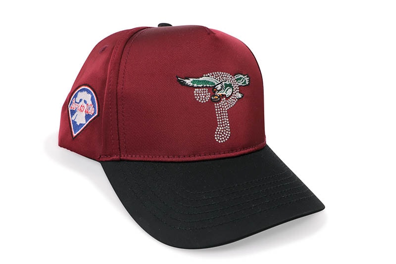 REFERENCE PHEAGLES CRYSTALS HAT (BURGUNDY/BLACK) REF790