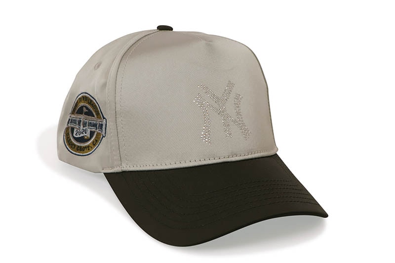 REFERENCE NY CRYSTALS HAT (SILVER/BLACK) REF792