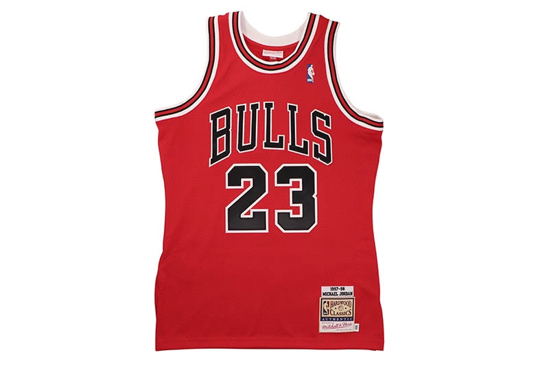 MITCHELL & NESS AUTHENTIC JERSEY (CHICAGO BULLS/ROAD/MICHAEL JORDAN/#23/1997-98:UNIVERSITY SCARLET) AJY4GS18399-CBUSCAR97MJO