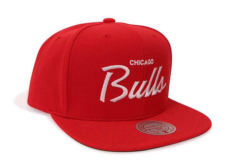 MITCHELL & NESS CHICAGO BULLS HEAD COACH SNAPBACK HAT (HD15803
