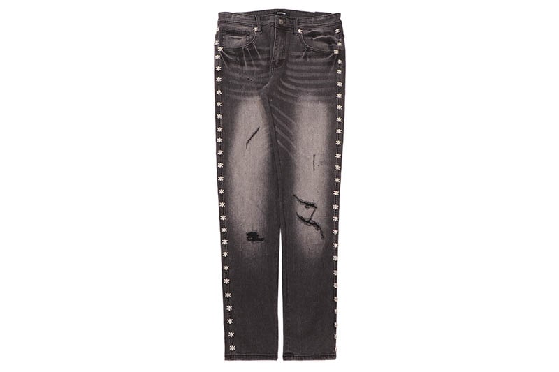 KINDRED SKULL STUDS DENIM (KD2240:WASHED BLACK)