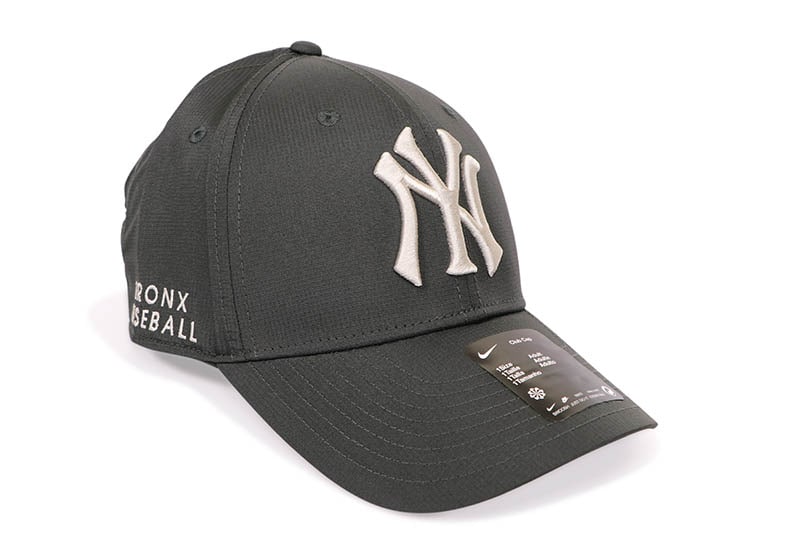 NIKE NEW YORK YANKEES CLUB STRUCTURED UV POLY RIPSTOP CAP (NB02-06F-NK-J3W:ANTHRACITE)