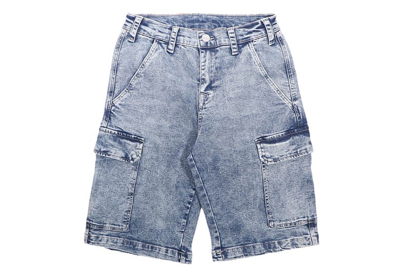 TRUE RELIGION BAGGY CARGO SHORT (701179:MEDIUM AVENTURINE BLUE WASH)