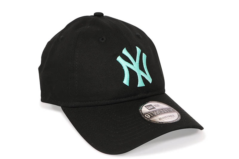 NEW ERA NEW YORK YANKEES 9TWENTY ADJUSTABLE CAP (BLACK/BLUE TINT