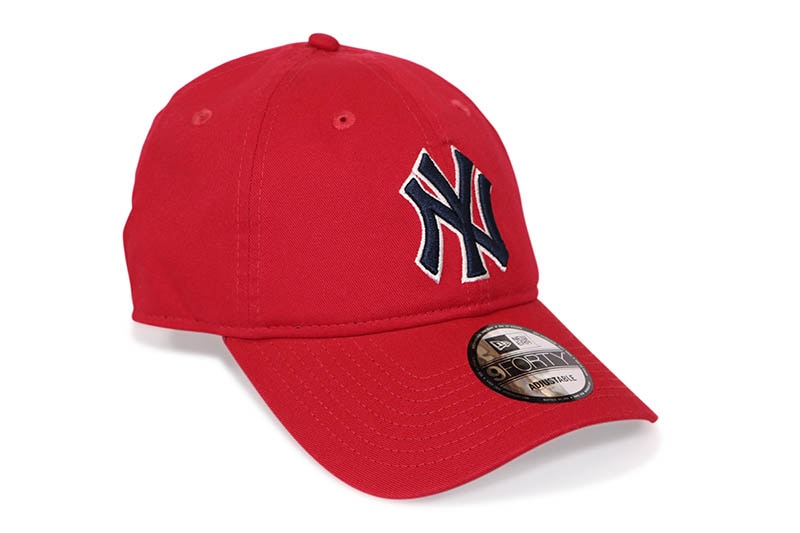 NEW ERA NEW YORK YANKEES 9FORTY UNSTRUCTURED ADJUSTABLE CAP (SCARLET) 14744832
