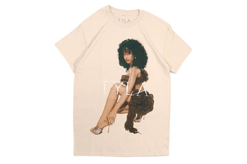 TYLA GRAPHIC T-SHIRTS