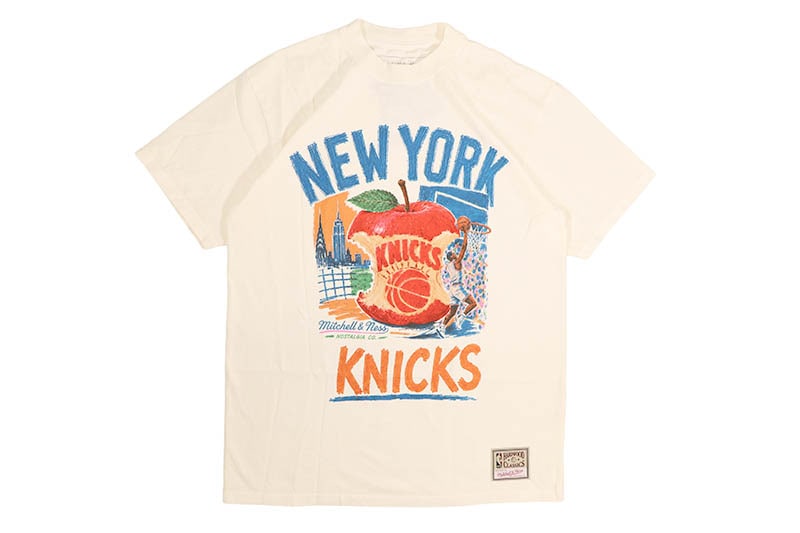 MITCHELL & NESS NEW YORK KNICKS CONCRETE APPLE T-SHIRT (SS22094