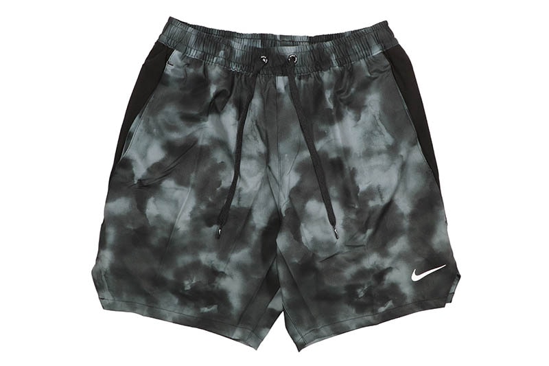 NIKE 7
