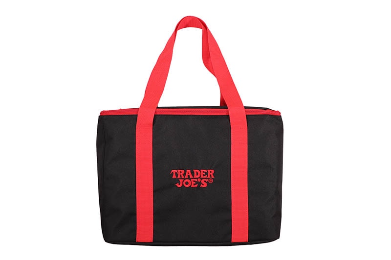 TRADER JOE'S LARGE REUSABLE INSULATED BAG BLACK RED