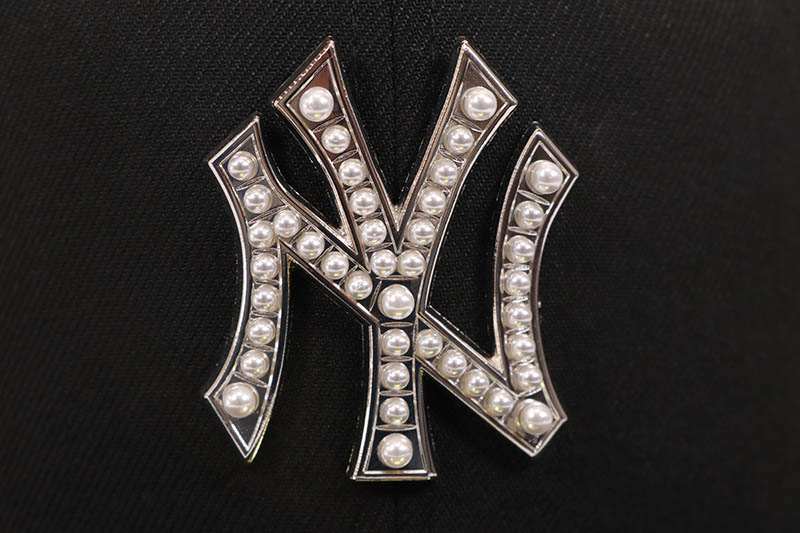 NEW ERA NEW YORK YANKEES 59FIFTY FITTED CAP (PEARL BADGE/BLACK) 14745148
