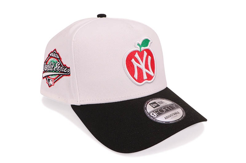 NEW ERA NEW YORK YANKEES APPLE LOGO 9FORTY AF ADJUSTABLE CAP (1996 WORLD SERIES SIDE PATCH/GREY UNDER VISOR/WHITE BLACK)