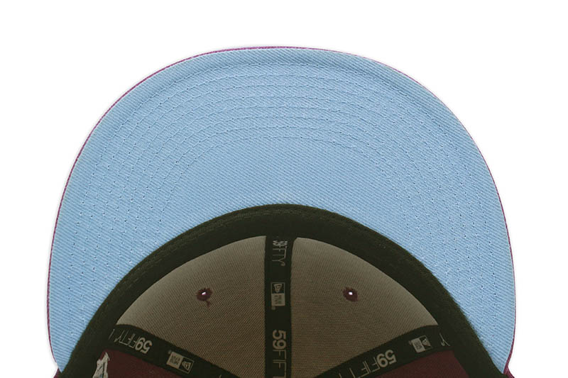 NEW ERA NEW YORK YANKEES 59FIFTY FITTED CAP (1999 WORLD SERIES CUSTOM SIDE PATCH/SKY BLUE UNDER VISOR/SPARKLING PURPLE)