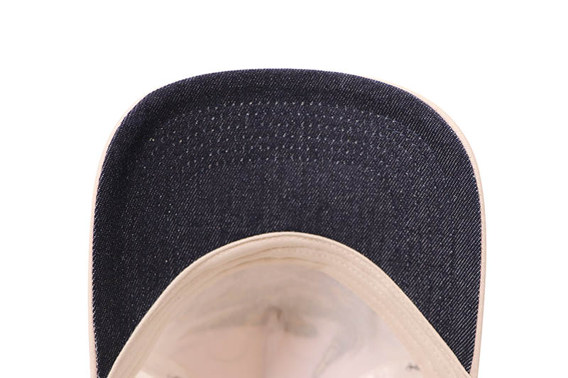 ED HARDY RHINESTONE EAGLE TRUCKER HAT (IVORY) EHH0001-37RS