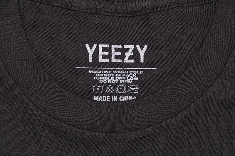 KANYE WEST GRADUATION T-SHIRT (BLACK)
