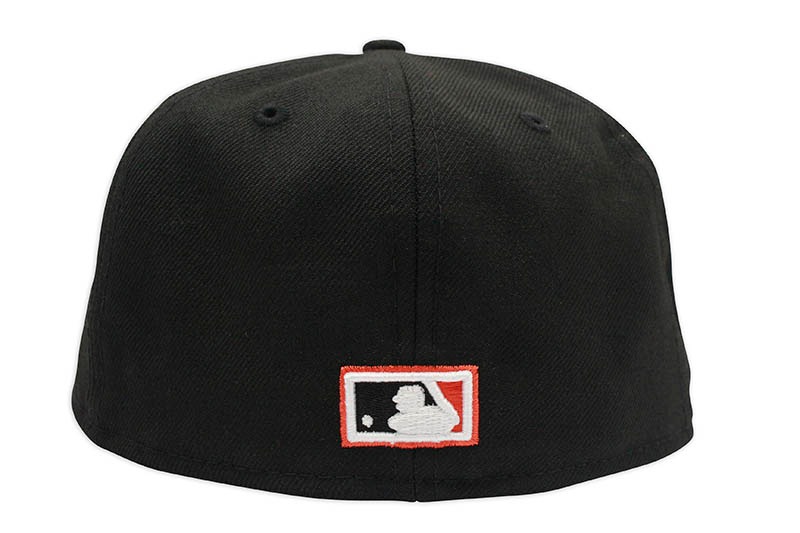 NEW ERA NEW YORK METS 59FIFTY FITTED CAP (2000 SUBWAY SERIES CUSTOM SIDE PATCH/PINK UNDER VISOR/BLACK)