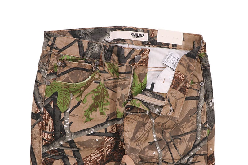 RMRJNZ STACKED FIT JEAN (AJ699-5:CAMOUFLAGE/WHITE)
