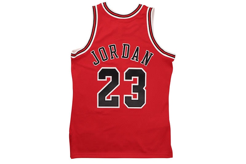 MITCHELL & NESS AUTHENTIC JERSEY (CHICAGO BULLS/ROAD/MICHAEL JORDAN/#23/1997-98:UNIVERSITY SCARLET) AJY4GS18399-CBUSCAR97MJO