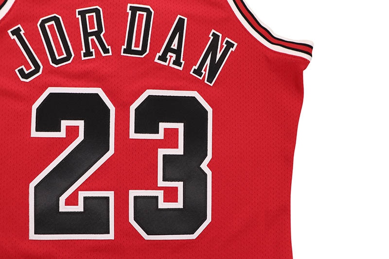 MITCHELL & NESS AUTHENTIC JERSEY (CHICAGO BULLS/ROAD/MICHAEL JORDAN/#23/1997-98:UNIVERSITY SCARLET) AJY4GS18399-CBUSCAR97MJO