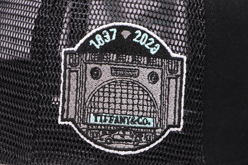 TWNTY TWO TIFFANY MESH TRUCKER CAP (BLACK/TIFFANY BLUE UNDER VISOR