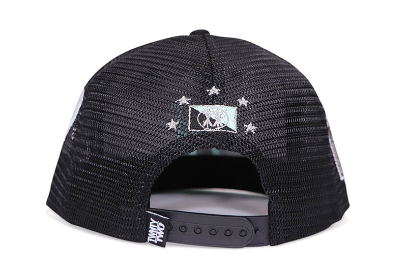 TWNTY TWO TIFFANY MESH TRUCKER CAP (BLACK/TIFFANY BLUE UNDER VISOR