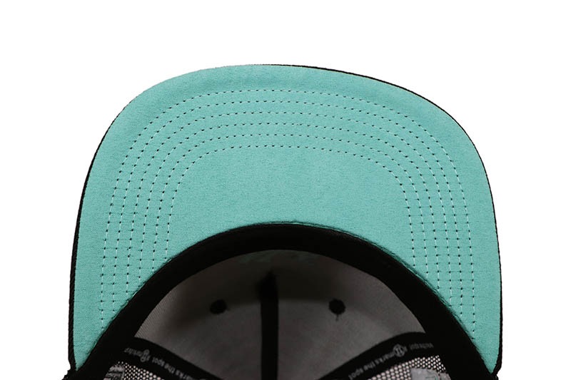 TWNTY TWO TIFFANY MESH TRUCKER CAP (BLACK/TIFFANY BLUE UNDER VISOR