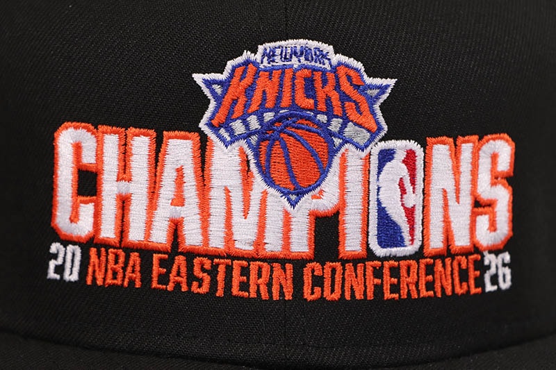 NEW ERA NEW YORK KNICKS 9FIFTY SNAPBACK CAP (2026 EASTERN