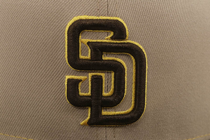 San Diego Padres ジャケットとキャップセット imgrc0131990312.jpg