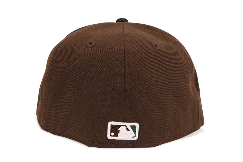 NEW ERA NEW YORK YANKEES 59FIFTY FITTED CAP (CITY SUNRISE SIDE PATCH/GREY UNDER VISOR/WALNUT DARK GREEN) 70971076