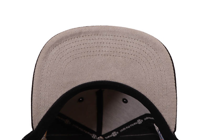 TWNTY TWO WU-TANG 36 CHAMBERS EST. 1993 SNAPBACK CAP (BLACK STRIPE/BLACK)