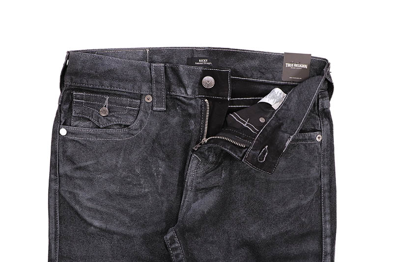 TRUE RELIGION RICKYSUPER デニムジーンズ　ブラックデニム TRUE RELIGION RICKY SUPER T METALLIC STRAIGHT JEAN (108702:CYGNUS