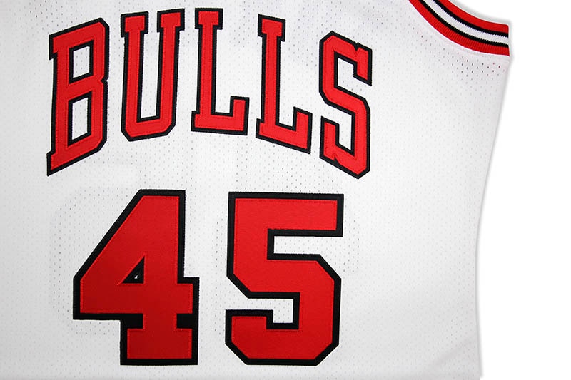 MITCHELL & NESS AUTHENTIC JERSEY (CHICAGO BULLS/HOME/1994-95/MICHAEL JORDAN)